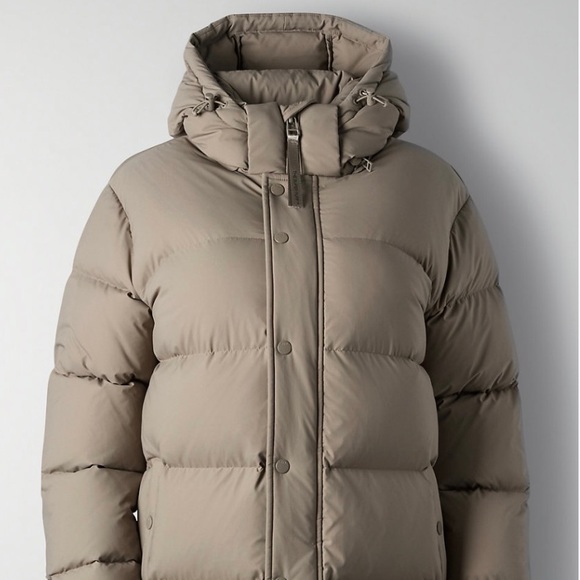 TNA The Super Puff | Modern Taupe - Picture 2 of 6